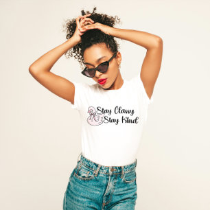 T-shirt Élégant "Restez Classique"