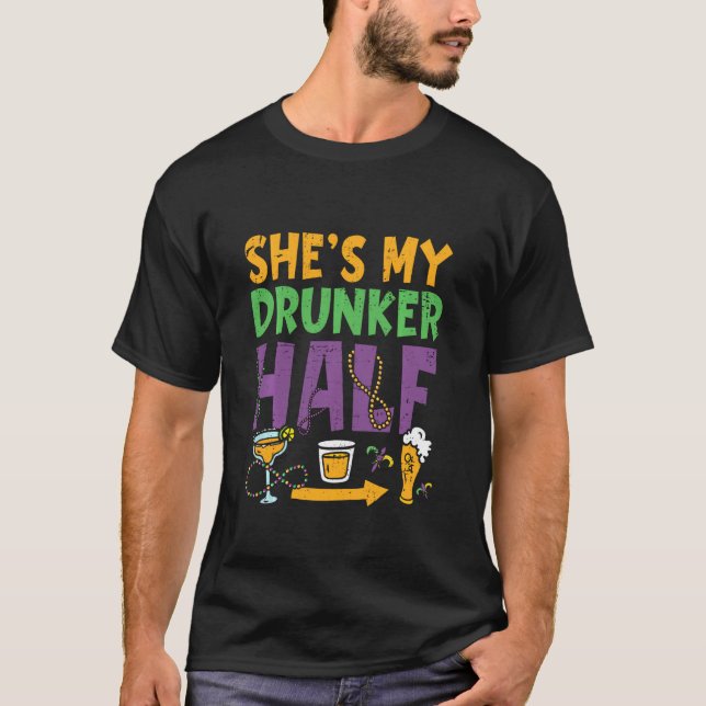 T-shirt Elle Est Mon Coureur Moitié Funny Mardi Gras Match (Devant)