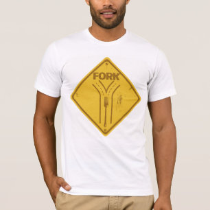T-shirt Embarcadère dans la route drôle de panneau de circ