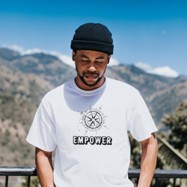 T-shirt EMPOWER conception de texte 3D (Créateur téléchargé)