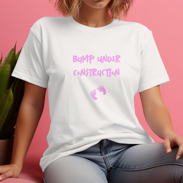 T-shirt Empreinte humoristique rose (Créateur téléchargé)