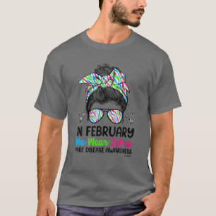 T-shirt En Février Nous Portons Zebra Messy Bun Rare Malad