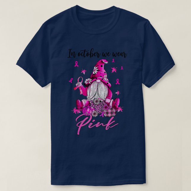 T-shirt En Octobre Nous Portons Pink Gnome Certifié Cancer (Design devant)