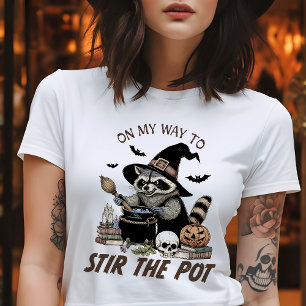 T-shirt En route pour remuer le pot Raton laveur Halloween