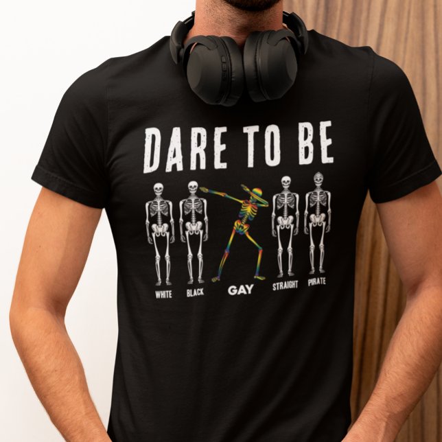 T-shirt En Tri-matière Halloween Rainbow Skeleton Dab Ose Être Joué (Halloween Skeletons Dare to be Gay Colorful Black T-Shirt)