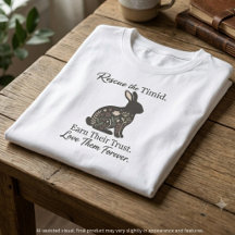 Mère lapin florale noire compatissante