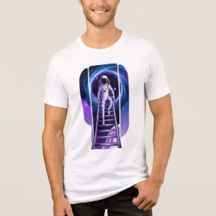 T-shirt En Tri-matière Un astronaute montant une échelle menant à un port