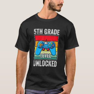 T-shirt Enfants De 5E Année Déplacés Dans La Vidéo De L'Éc