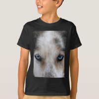 T-shirt enroué d'yeux bleus