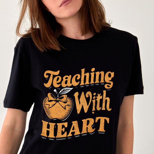 T-shirt Enseigner avec coeur Retour à l'école Cadeau de l' (Créateur téléchargé)
