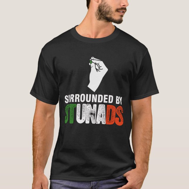 T-shirt entouré de cascadeurs (Devant)