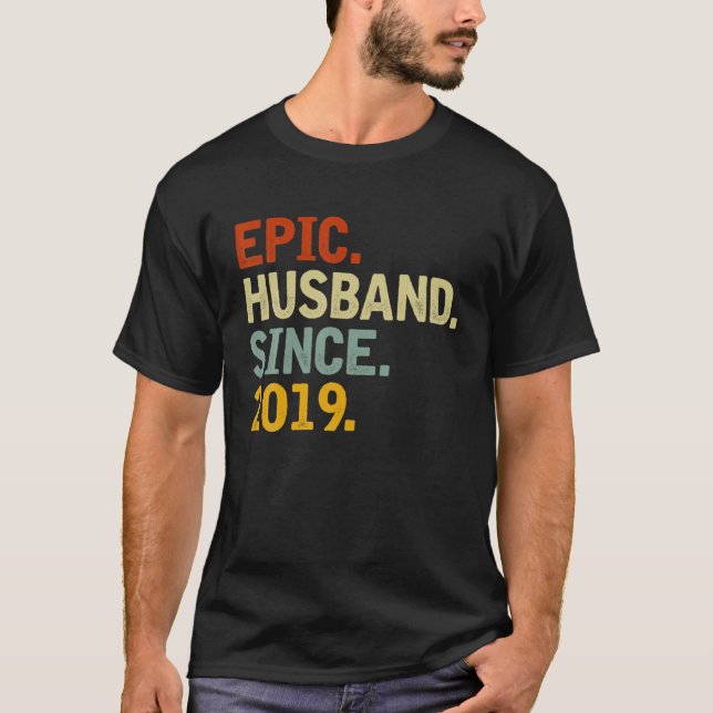 T-shirt Epic Mari depuis 2019 - Funny 3E Mariage Annive (Devant)