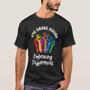 T-shirt Équipe de 5e année embrassant les différences Auti