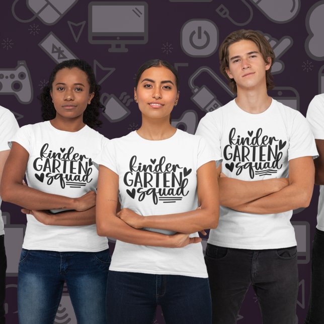 T-shirt Équipe de jardin d'enfants amusante avec le nom de (Créateur téléchargé)
