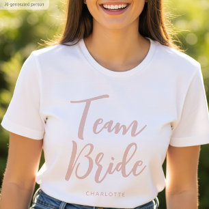 T-shirt Équipe de la mariée Nom personnalisé Mariage Rose