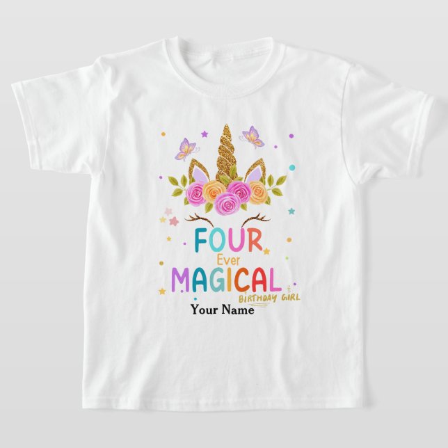 T-shirt Étincelles Quatre jamais Magique Unicorne 4e anniv (Poser)