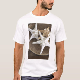 T-shirt Étoiles de mer dans un panier