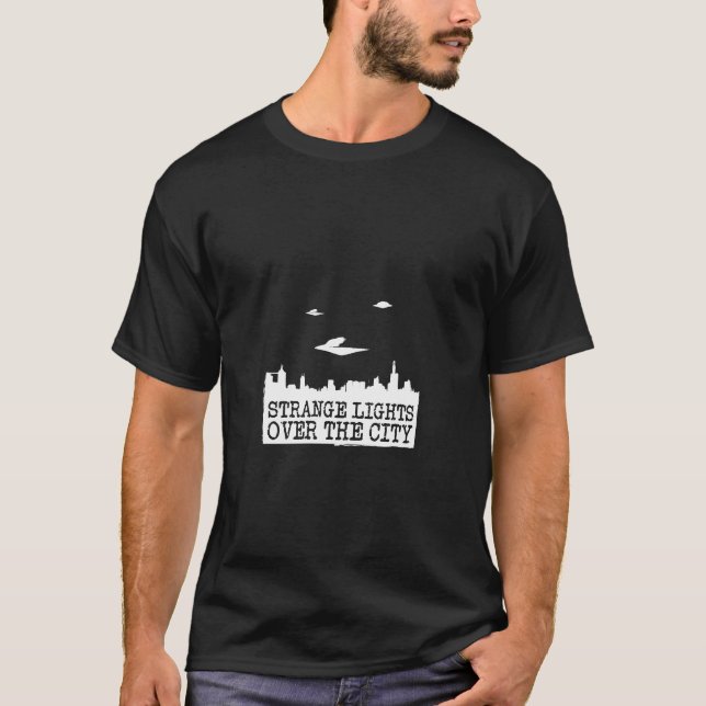 T-shirt Étrange lumière sur la ville (Devant)