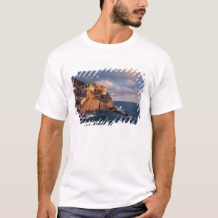 T-shirt Europe, Italie, Manarola. Les maisons nichées dans