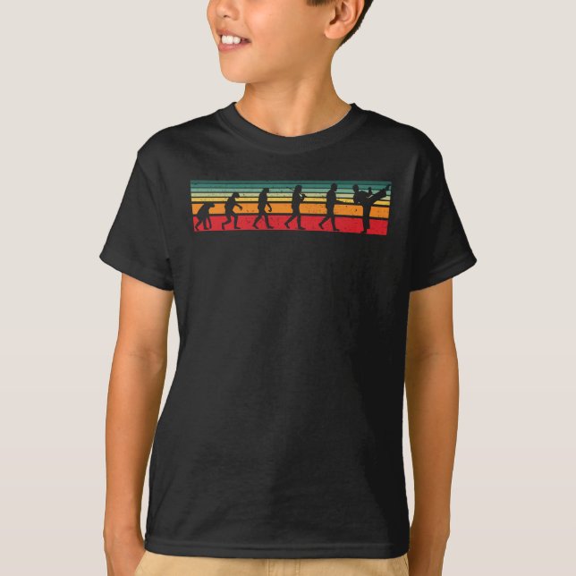 T-shirt Évolution du karaté (Devant)