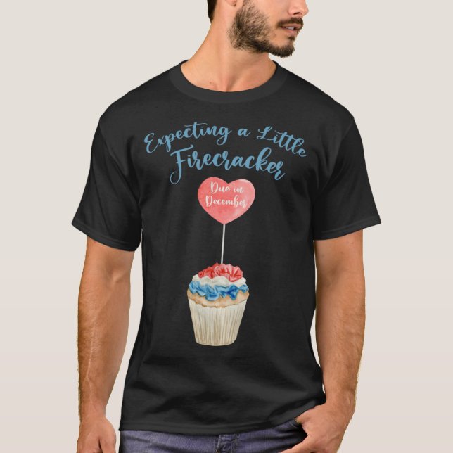 T-shirt Expecting A Firecracker Due December 2022 Pregnanc (Devant)