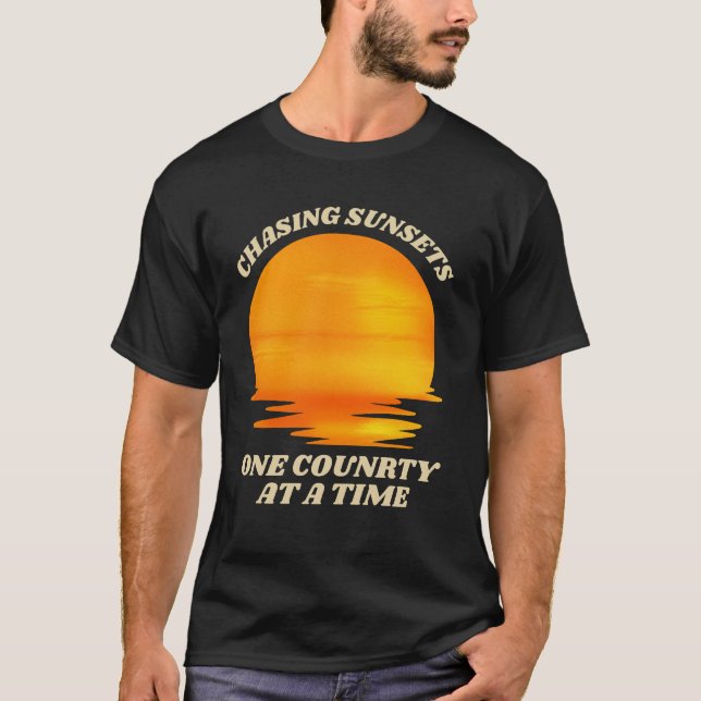 T-shirt Explorateurs du monde et amateurs de coucher de so (Devant)