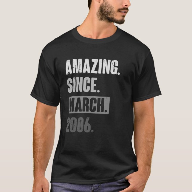 T-shirt Extraordinaire depuis mars 2006 Anniversaire 17e D (Devant)