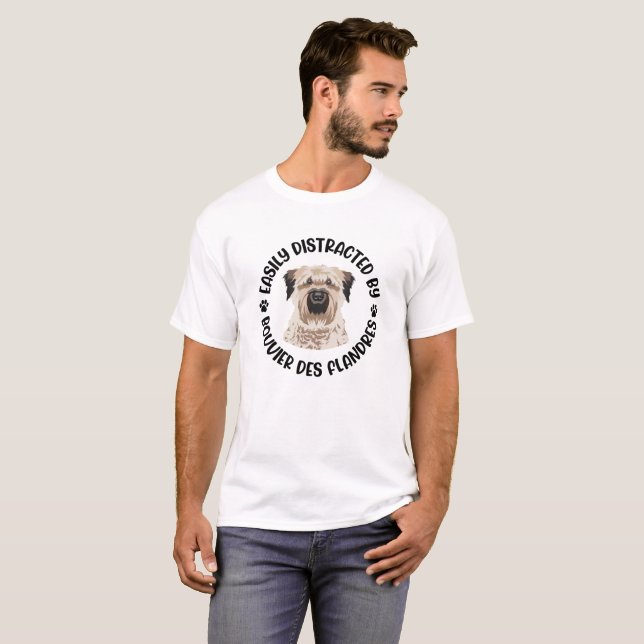 T-shirt Facilement Distrait Par Bouvier des Flandres Chien (Devant entier)