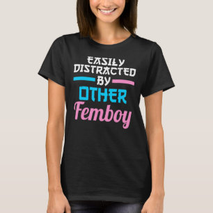 T-shirt facilement distrait par d'autres Japonais femboy