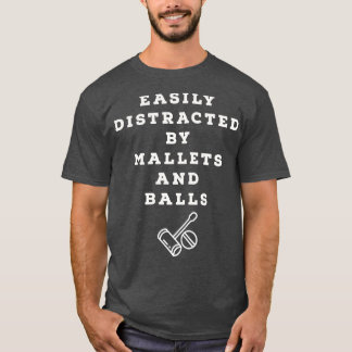 T-shirt Facilement distrait par des balles et des balles C
