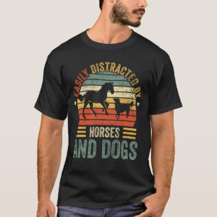 T-shirt Facilement Distrait Par Les Chevaux Et Les Chiens