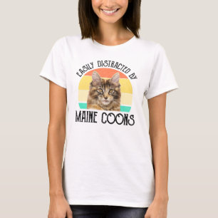 T-shirt Facilement Distrait Par Les Maine Coons