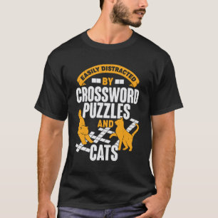 T-shirt Facilement Distrait Par Les Mots Croisés Et Les Ca
