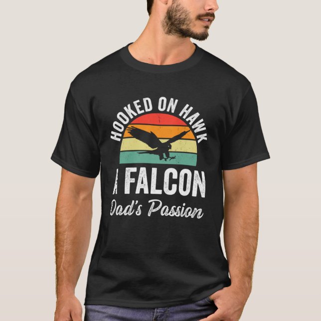 T-shirt Falconer Dad Falconry Hooked on Hawk (Devant)