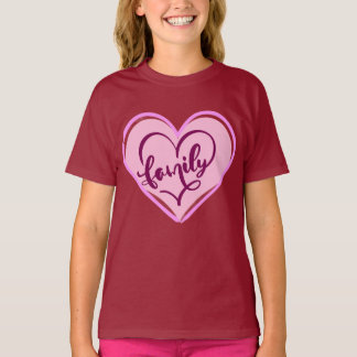T-shirt Famille dans un cœur motif rose