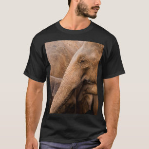 T-shirt Famille des éléphants : Faune majestueuse