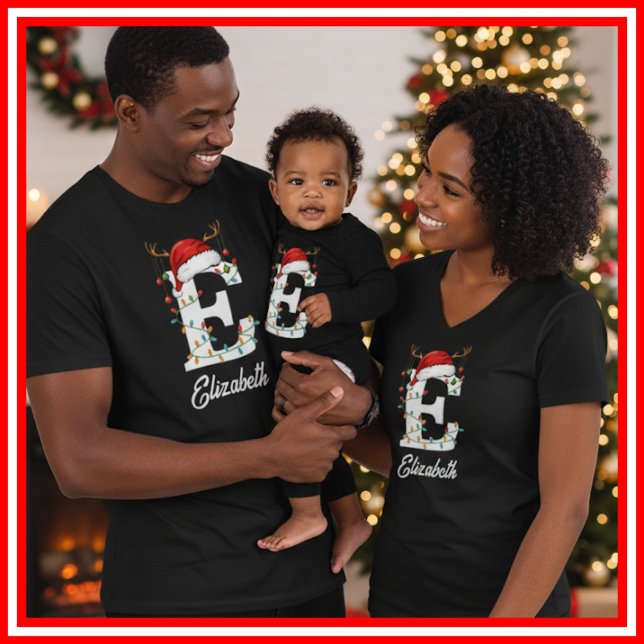 T-shirt Famille Monogramme Antlers de Noël Santa Hat (Créateur téléchargé)