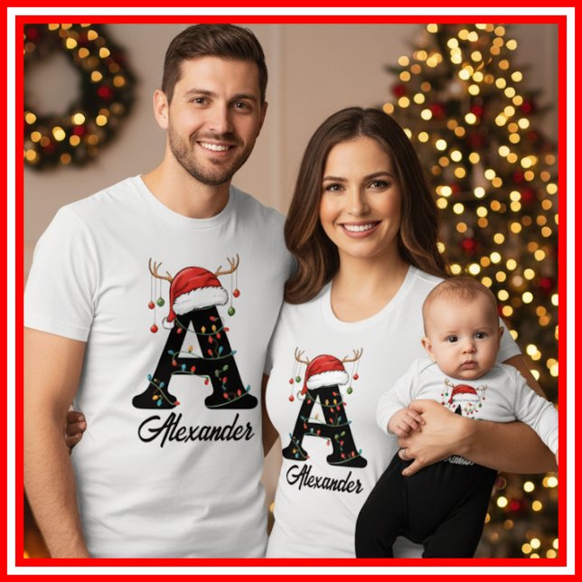T-shirt Famille Monogramme Antlers de Noël Santa Hat (Créateur téléchargé)