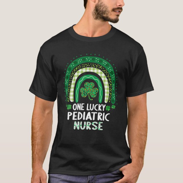 T-shirt Femme St patrick Une infirmière pédiatrique chance (Devant)