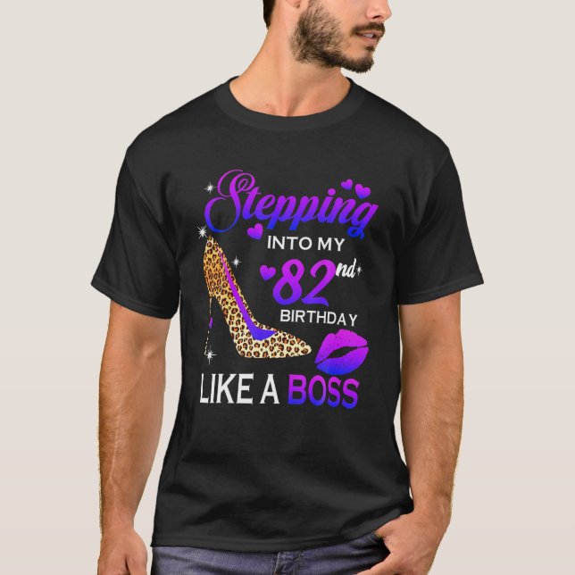T-shirt Femmes 82Ème Anniversaire Cadeaux Entrant Dans 82  (Devant)