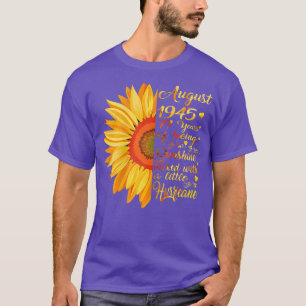 T-shirt Femmes Août Filles 1945 Cadeau Anniversaire 77 Ans