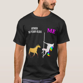 T-shirt Femmes Autres 50 Ans Et Moi Unicorne Danser B