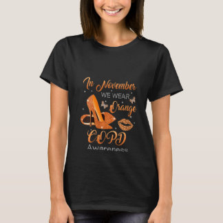 T-shirt Femmes En Novembre Nous Portons Orange High Talons