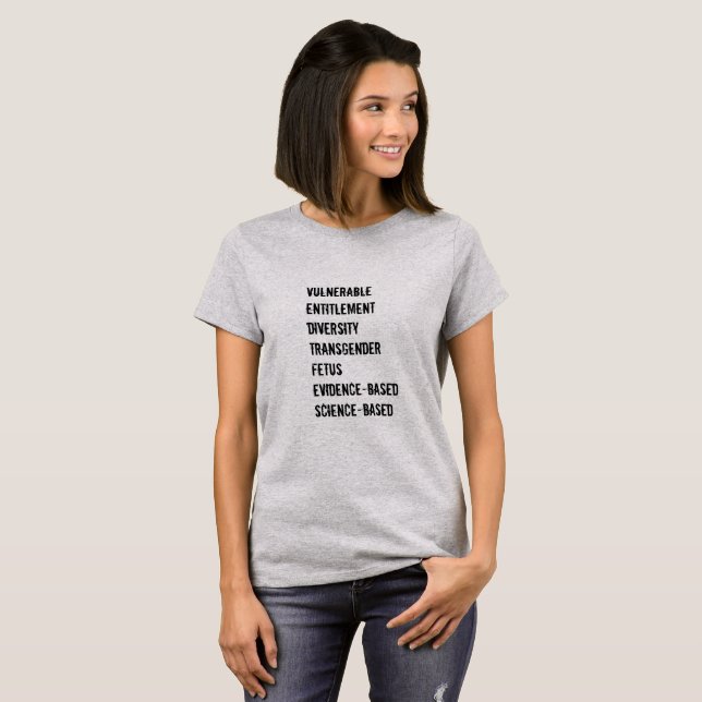 T-shirt Femmes interdites de chemise de mots de la CDC 7 (Devant entier)