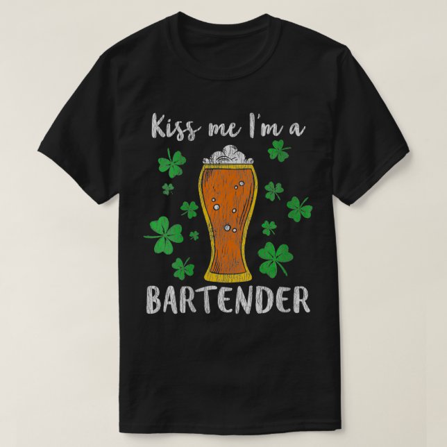 T-shirt Femmes Kiss Me Je suis un barman Lucky Shamrock St (Design devant)