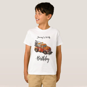 T-shirt Fête d'anniversaire de garçons avec dépanneuse