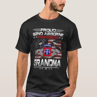T-shirt Fier 82e parachutiste aéroporté Grandma US Flag Ve