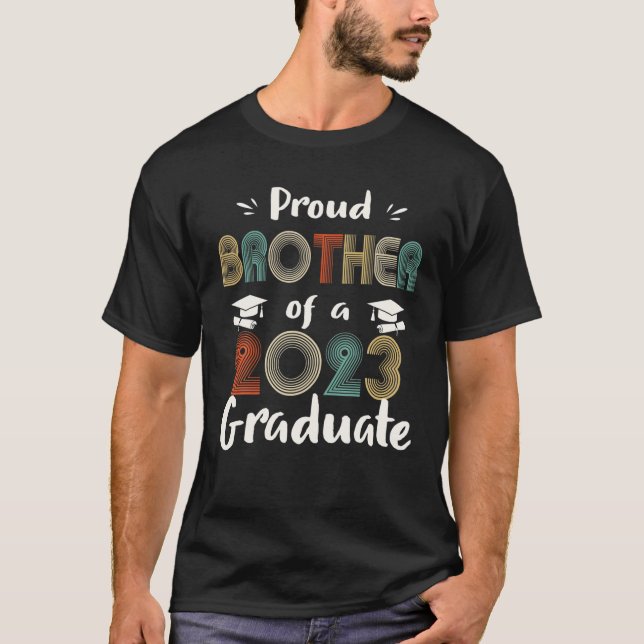 T-shirt Fier Frère D'Une Classe De 2023 Diplômé Senior G (Devant)