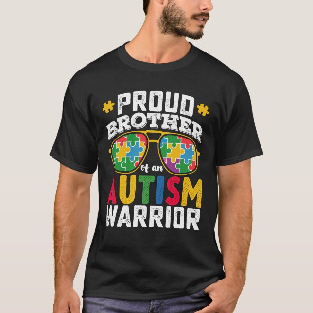 T-shirt Fier Frère D'Une Famille De Guerriers Autistes (Devant)