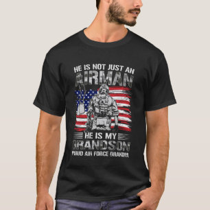 T-shirt Fier grand-père de l'US Air Force Il est mon petit